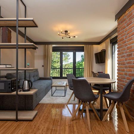 Pampas Apartments Mreznica Duga Resa Dış mekan fotoğraf