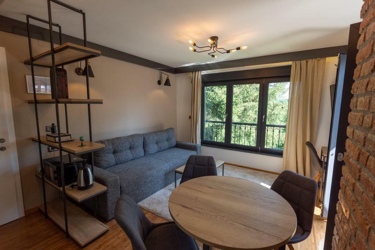 Pampas Apartments Mreznica Duga Resa Dış mekan fotoğraf