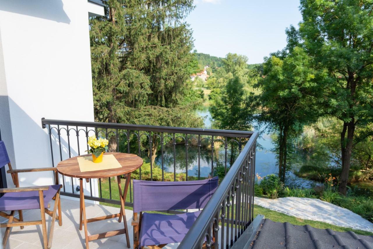 Pampas Apartments Mreznica Duga Resa Dış mekan fotoğraf