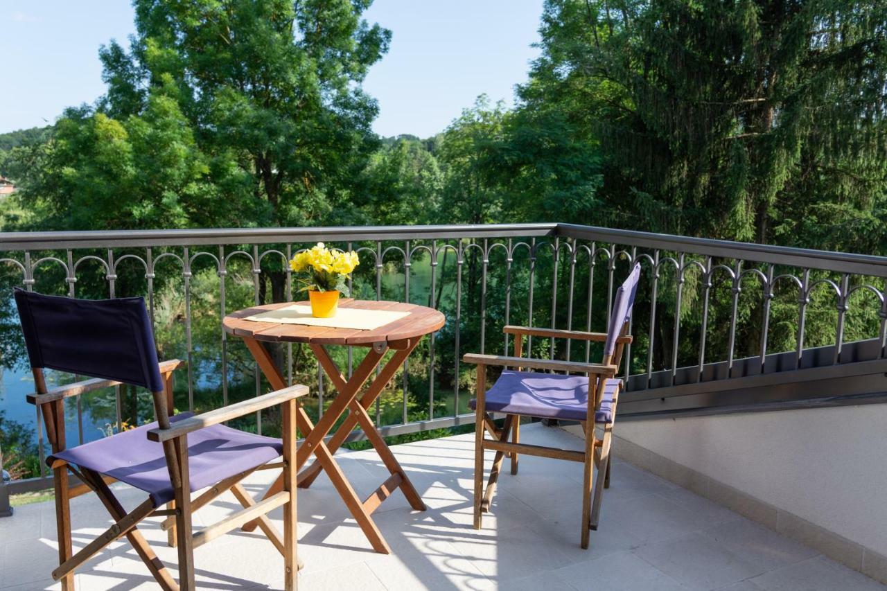 Pampas Apartments Mreznica Duga Resa Dış mekan fotoğraf